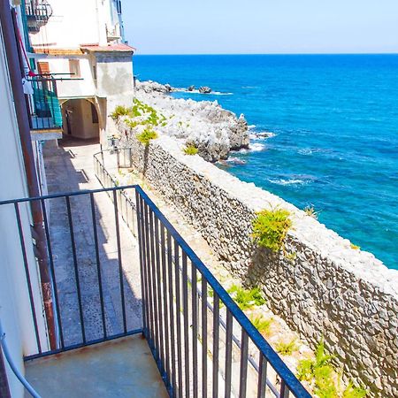 Ai Candelori Hotel Cefalu Exterior photo